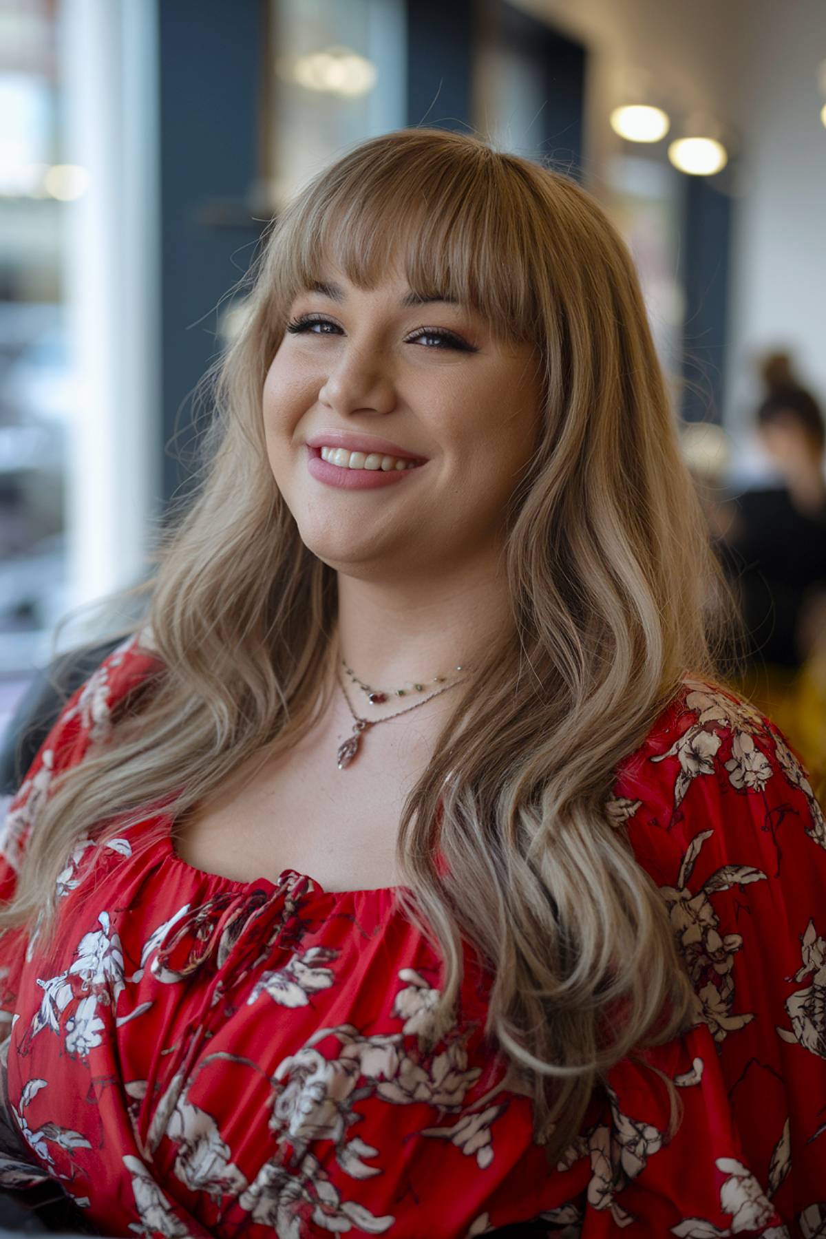 15+ Gorgeous Ways to Rock Bangs with Blonde Hair in 2025