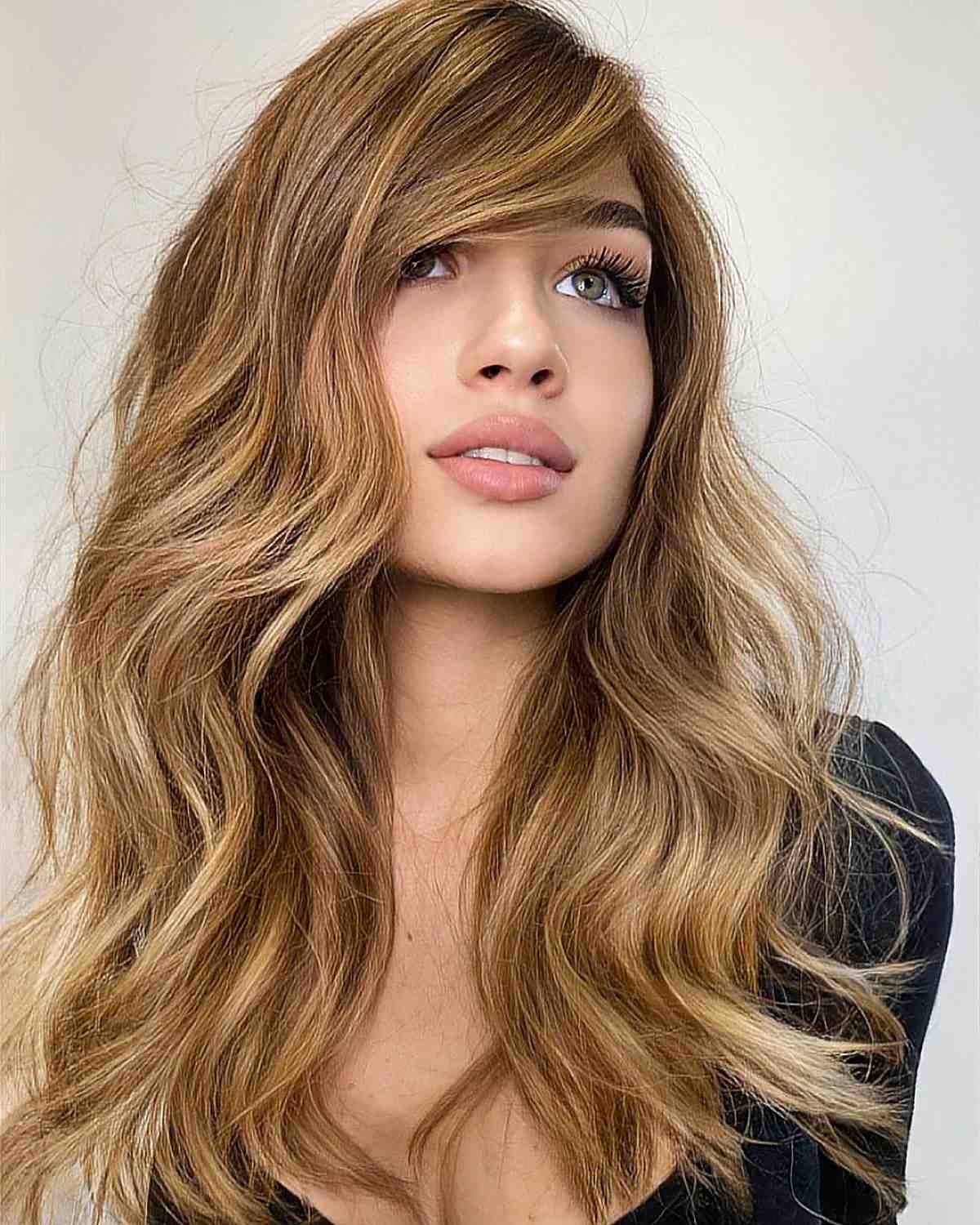 45 Hairstyles with Side Bangs, Perfect for Every Face Shape & Length