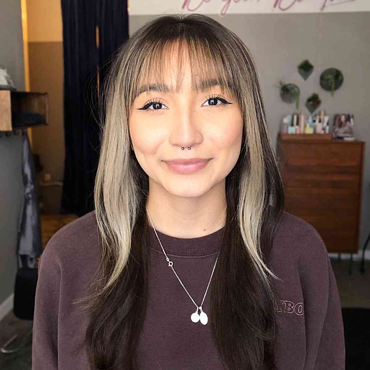 Bangs for Round Face Shapes: 53 Flattering Haircuts