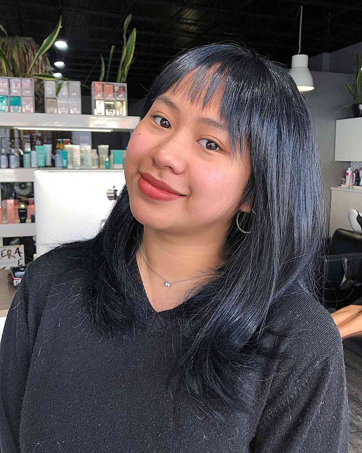 Bangs for Round Face Shapes: 53 Flattering Haircuts