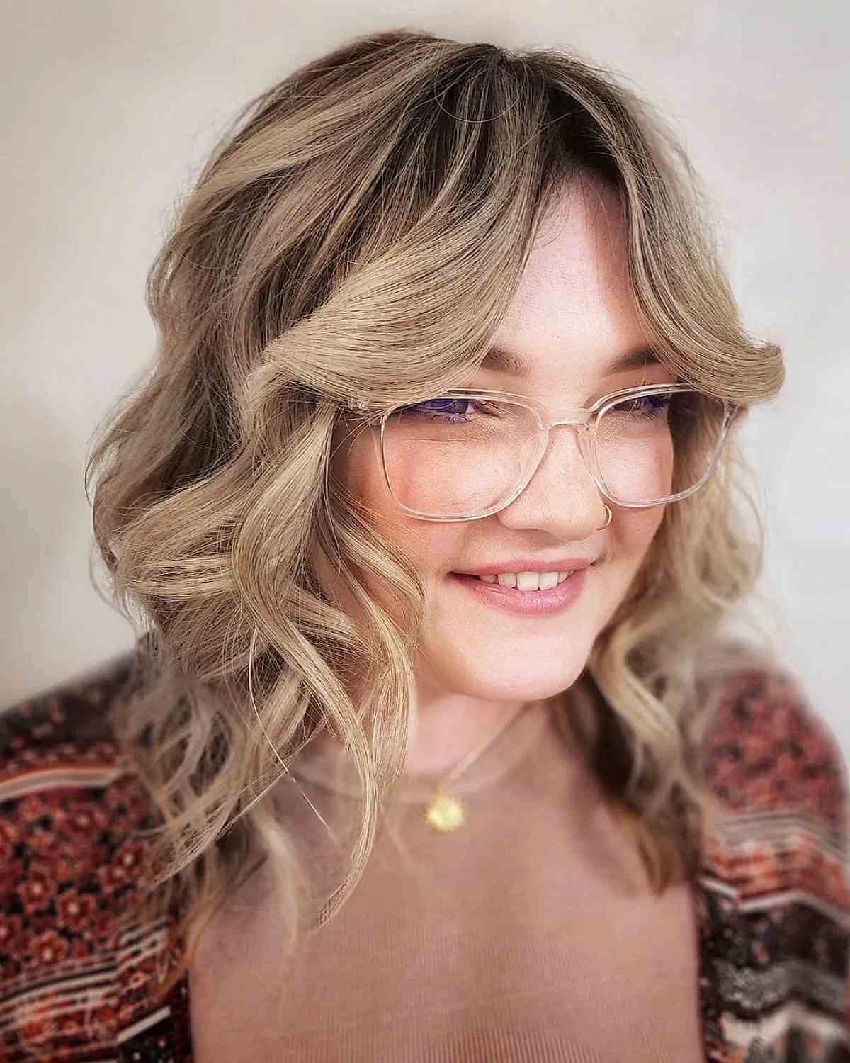 Bangs for Round Face Shapes: 53 Flattering Haircuts