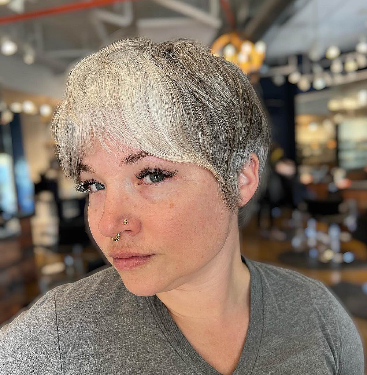 Bangs for Round Face Shapes: 53 Flattering Haircuts