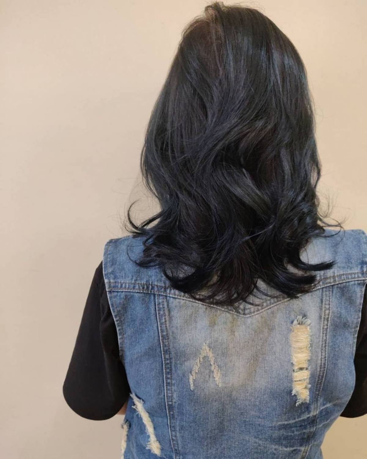 23 Wavy Perm Hairstyle Ideas for a Stylish, Beachy Look