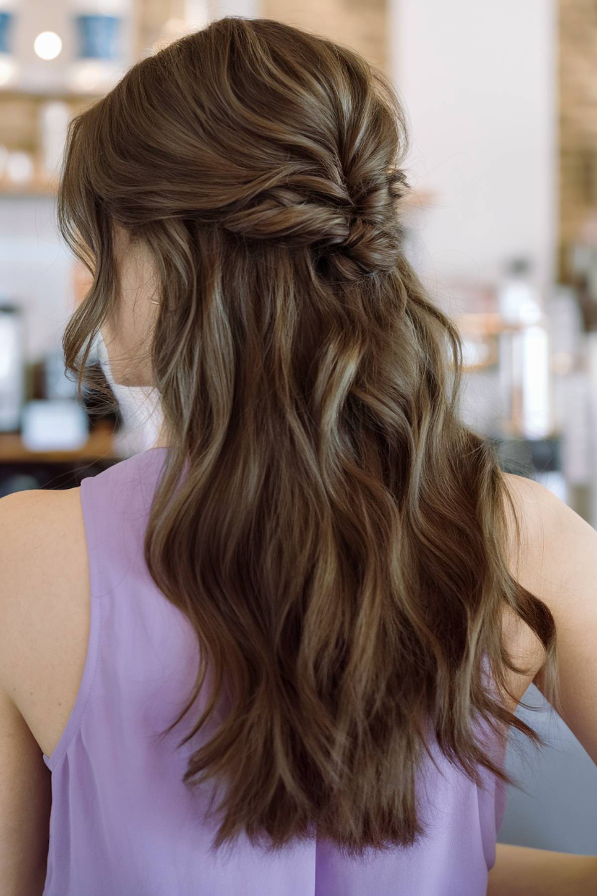 15+ Gorgeous Wavy Hairstyles for That Perfect 2025 Look