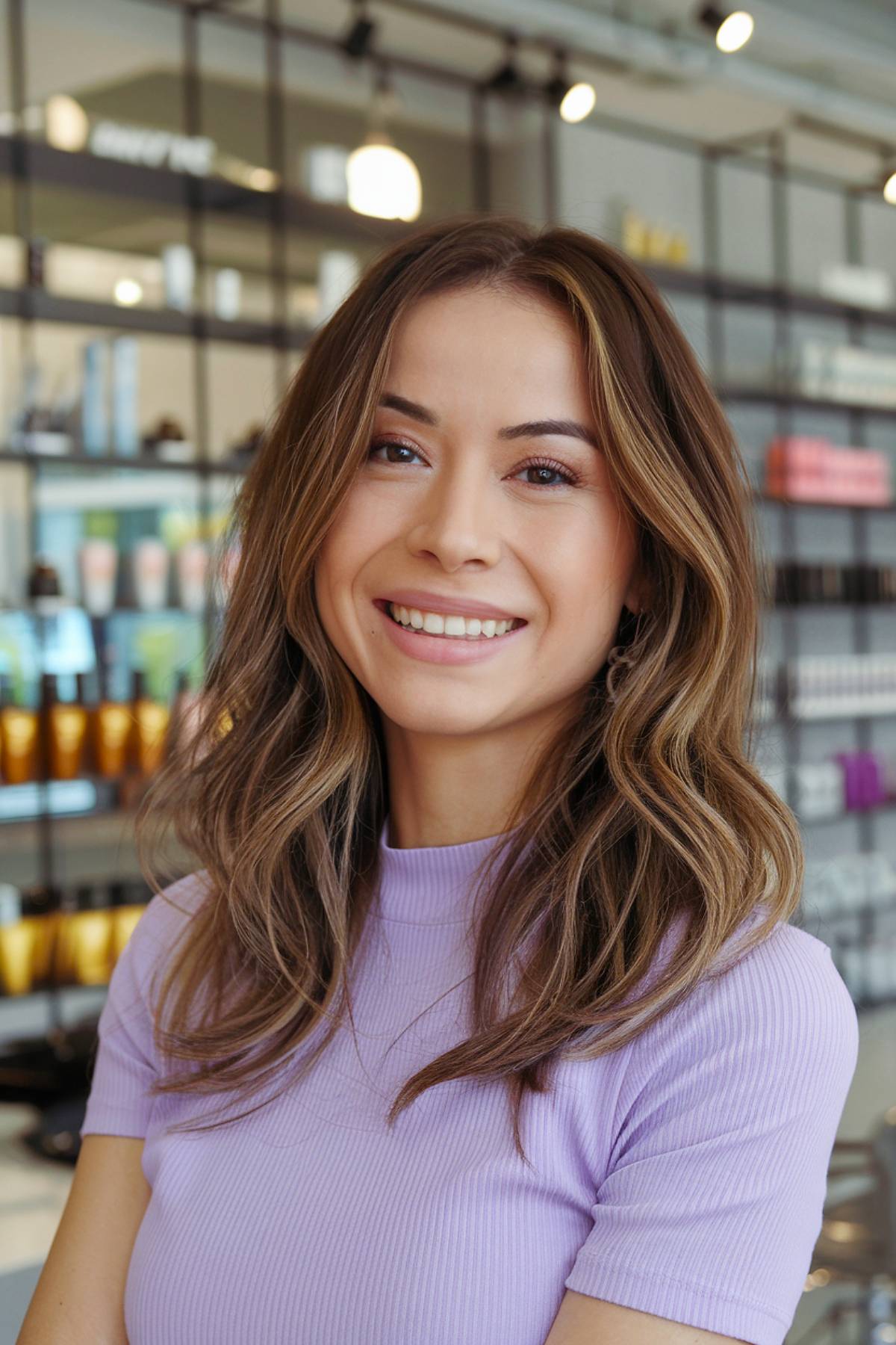 15+ Gorgeous Wavy Brown Hair Ideas That Are Trending in 2025