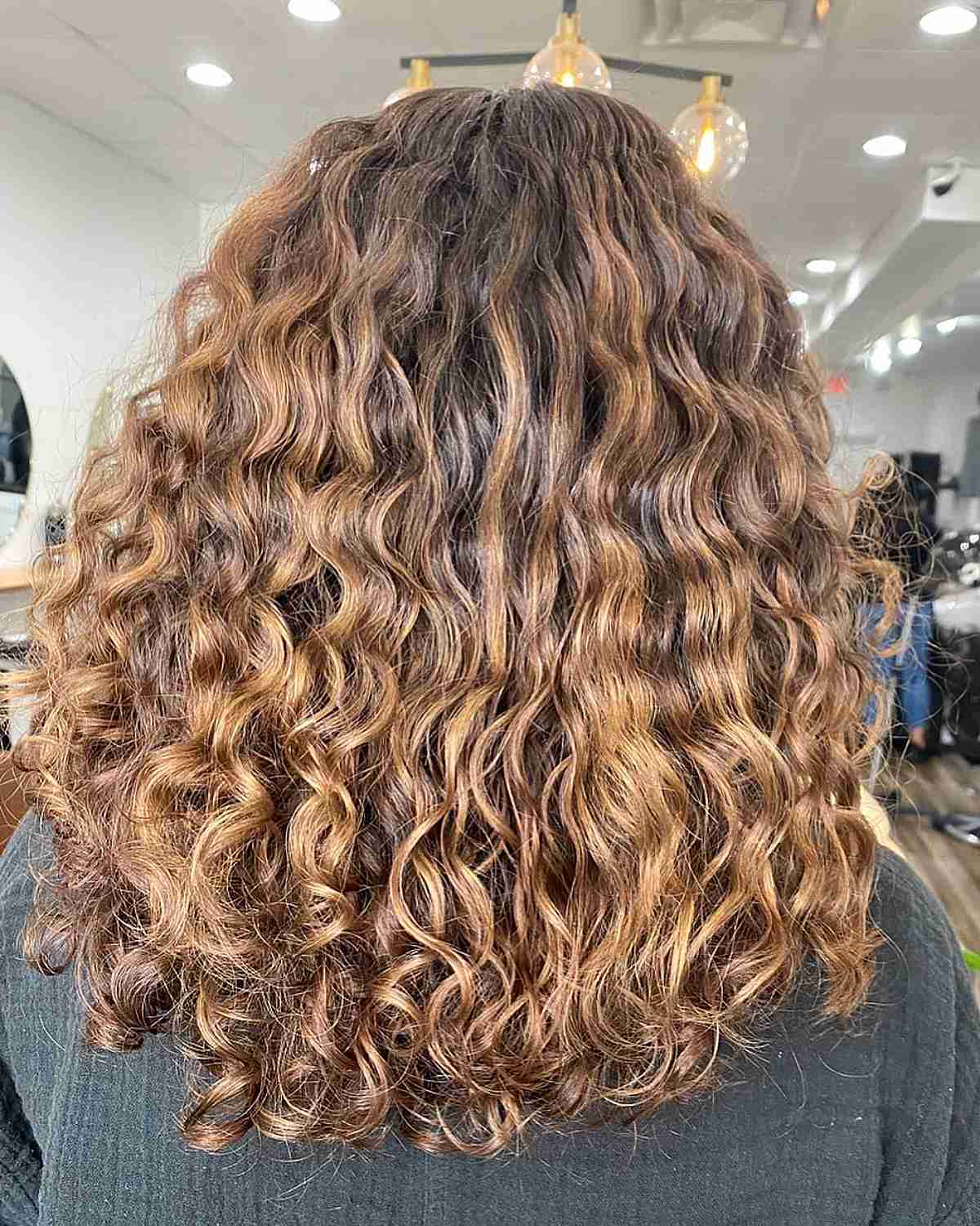 Here’s The Best Way to Get Balayage for Curly Hair