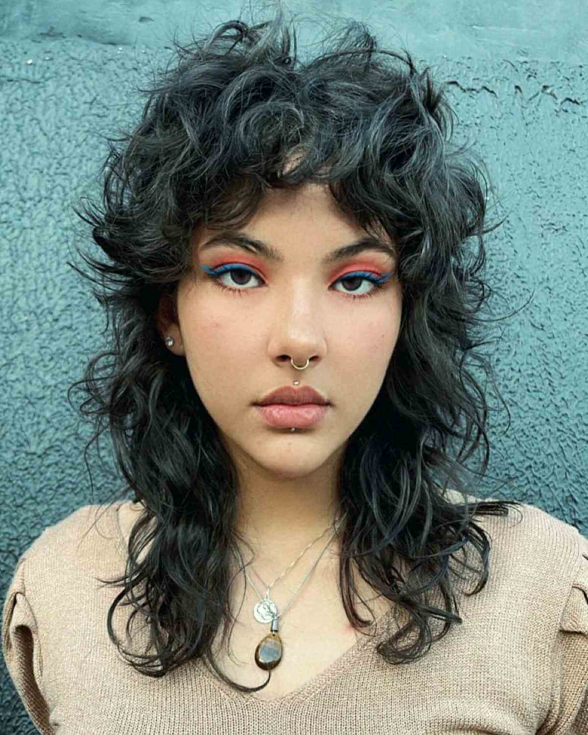 26 Coolest Wolf Cuts for Curly Hair Girls with Style