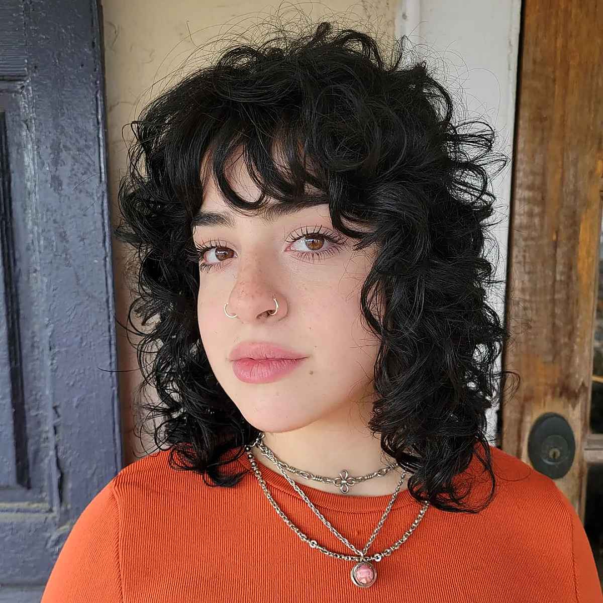 26 Coolest Wolf Cuts for Curly Hair Girls with Style