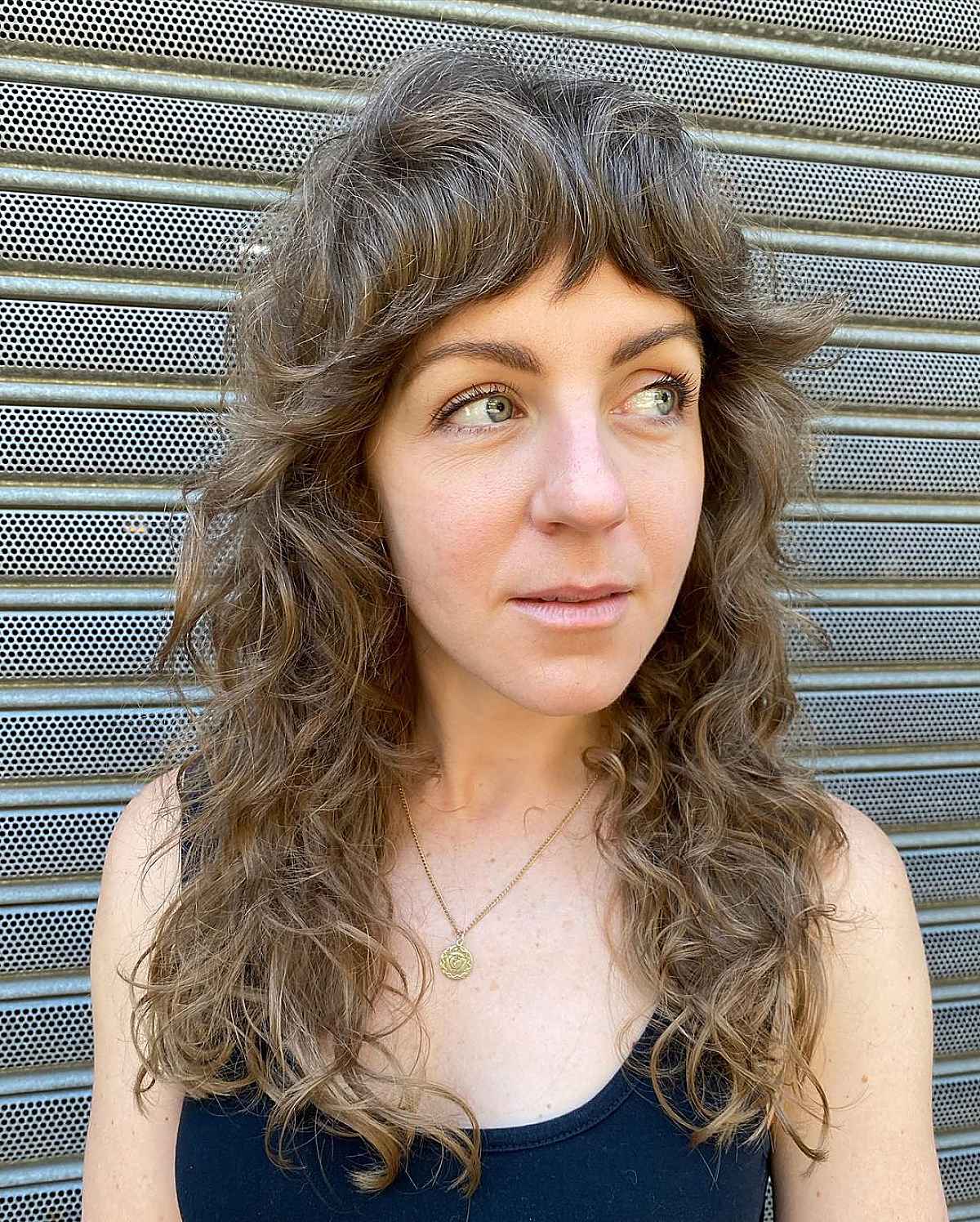 26 Coolest Wolf Cuts for Curly Hair Girls with Style