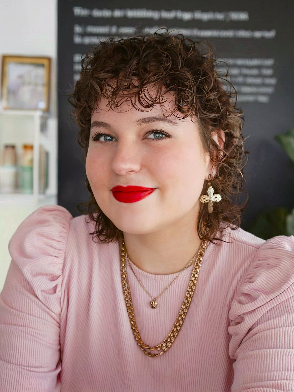 15+ Trendy Curly Mullets for Women Who Want a Fierce Look in 2025