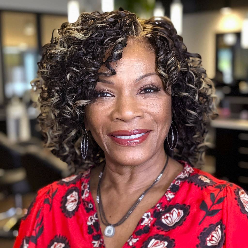 15+ Age-Defying Curly Hairstyles for Older Women in 2025