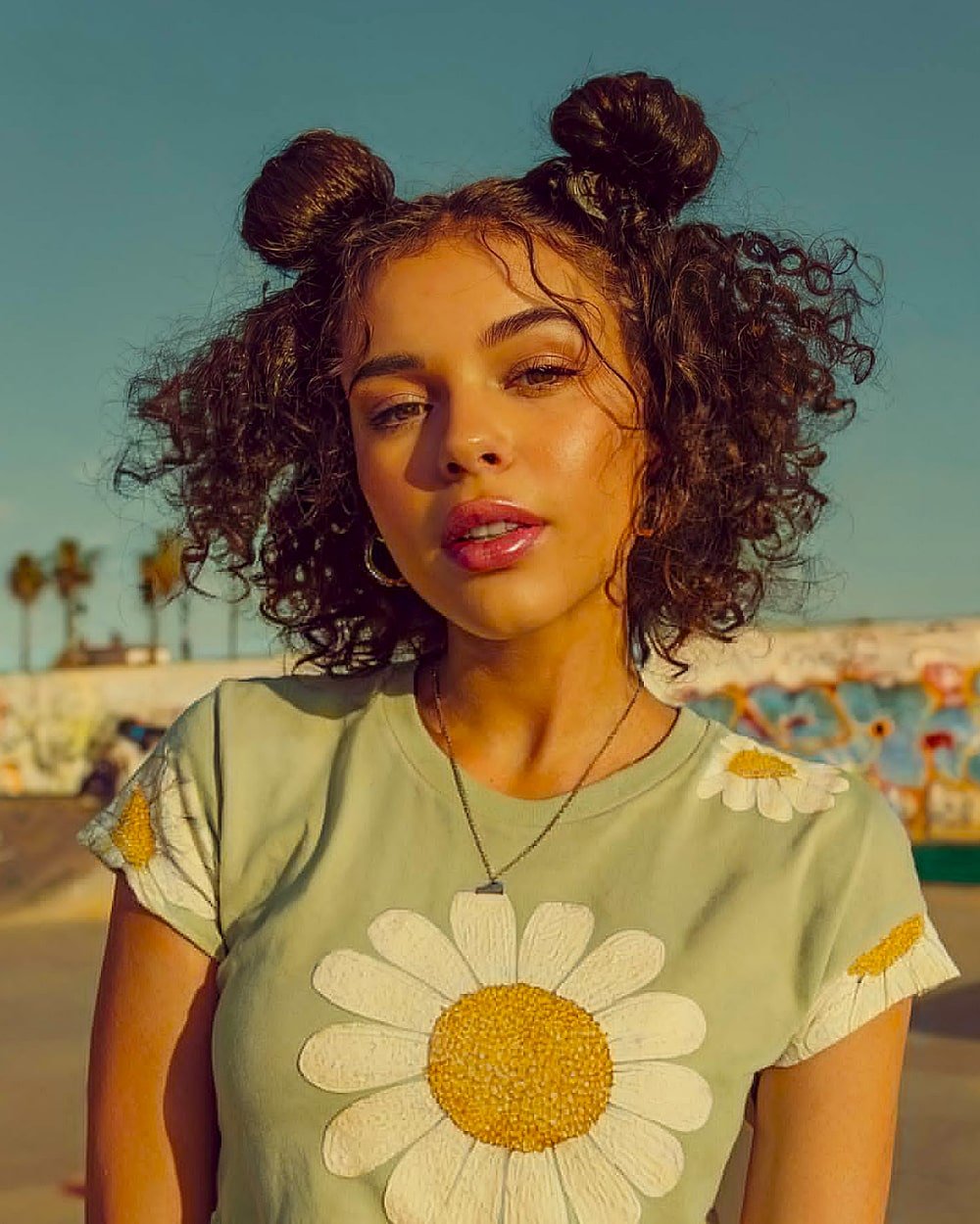 20+ Messy Curly Hair Ideas That Are Too Cute to Skip in 2025