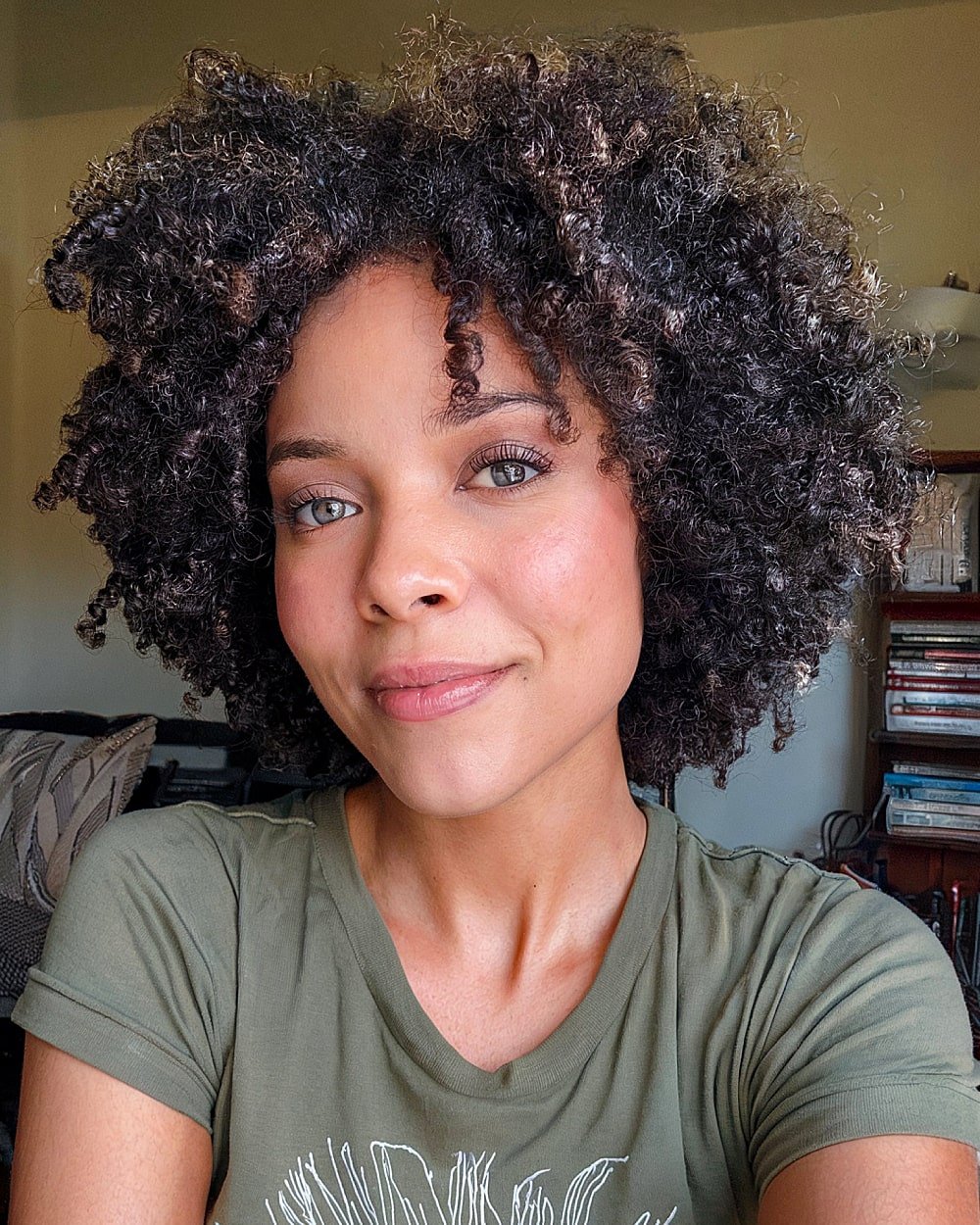 20+ Messy Curly Hair Ideas That Are Too Cute to Skip in 2025