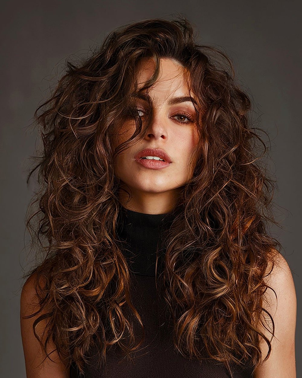 20+ Messy Curly Hair Ideas That Are Too Cute to Skip in 2025