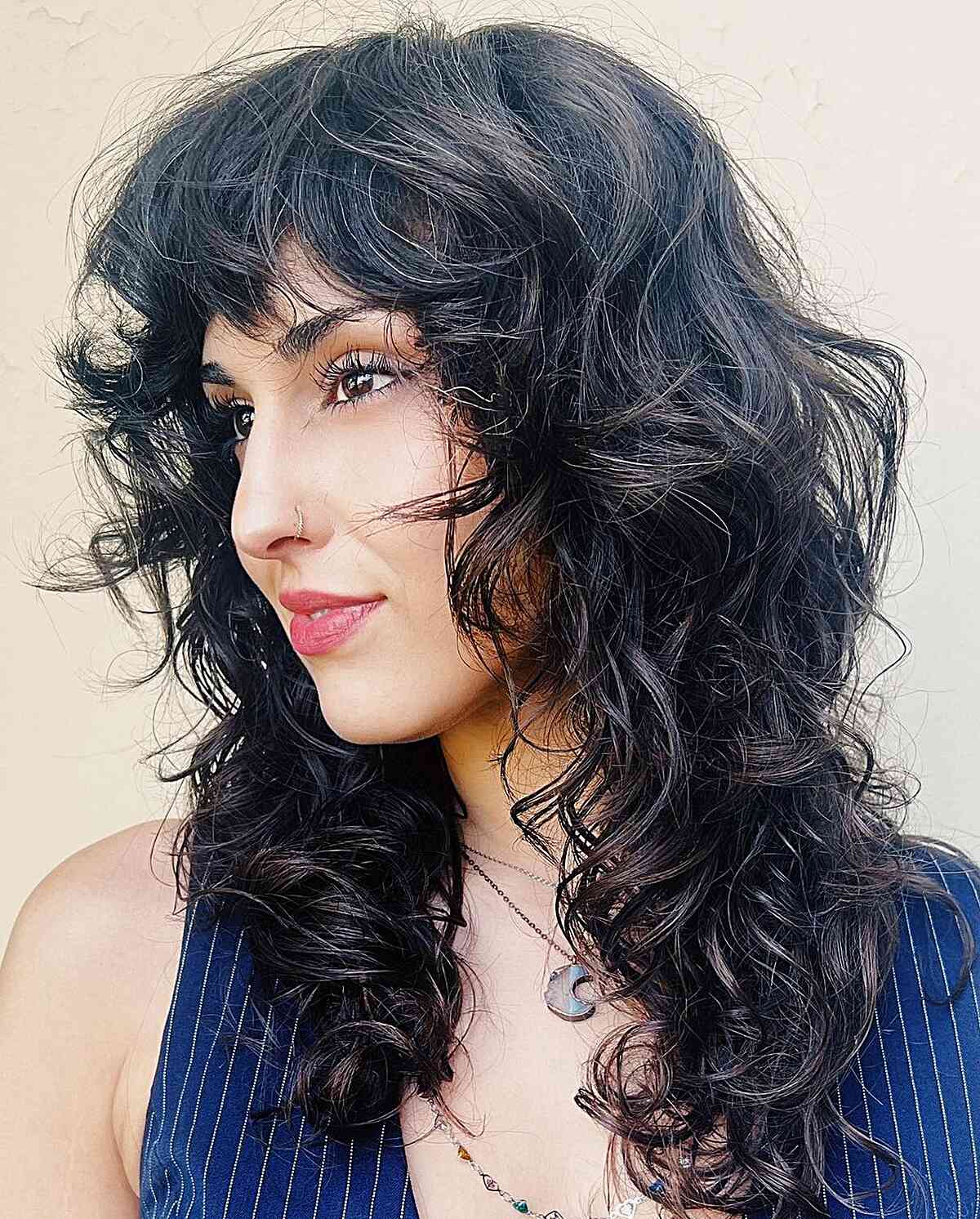 How to Pull Off The Curly Shag Haircut