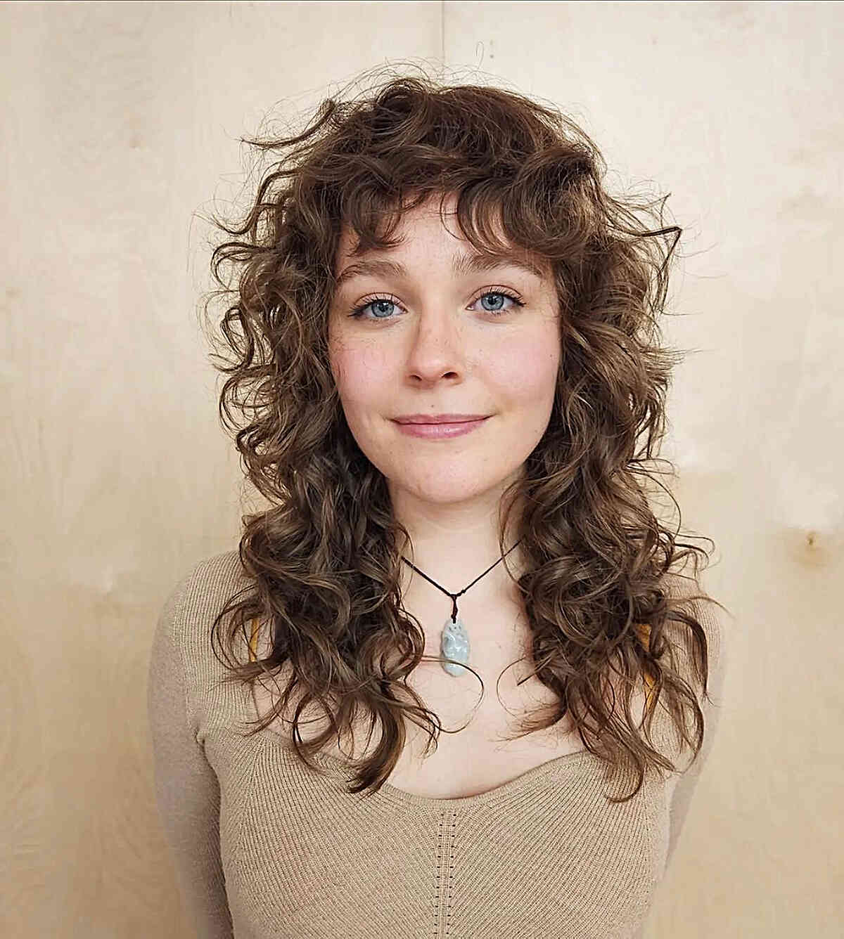 How to Pull Off The Curly Shag Haircut