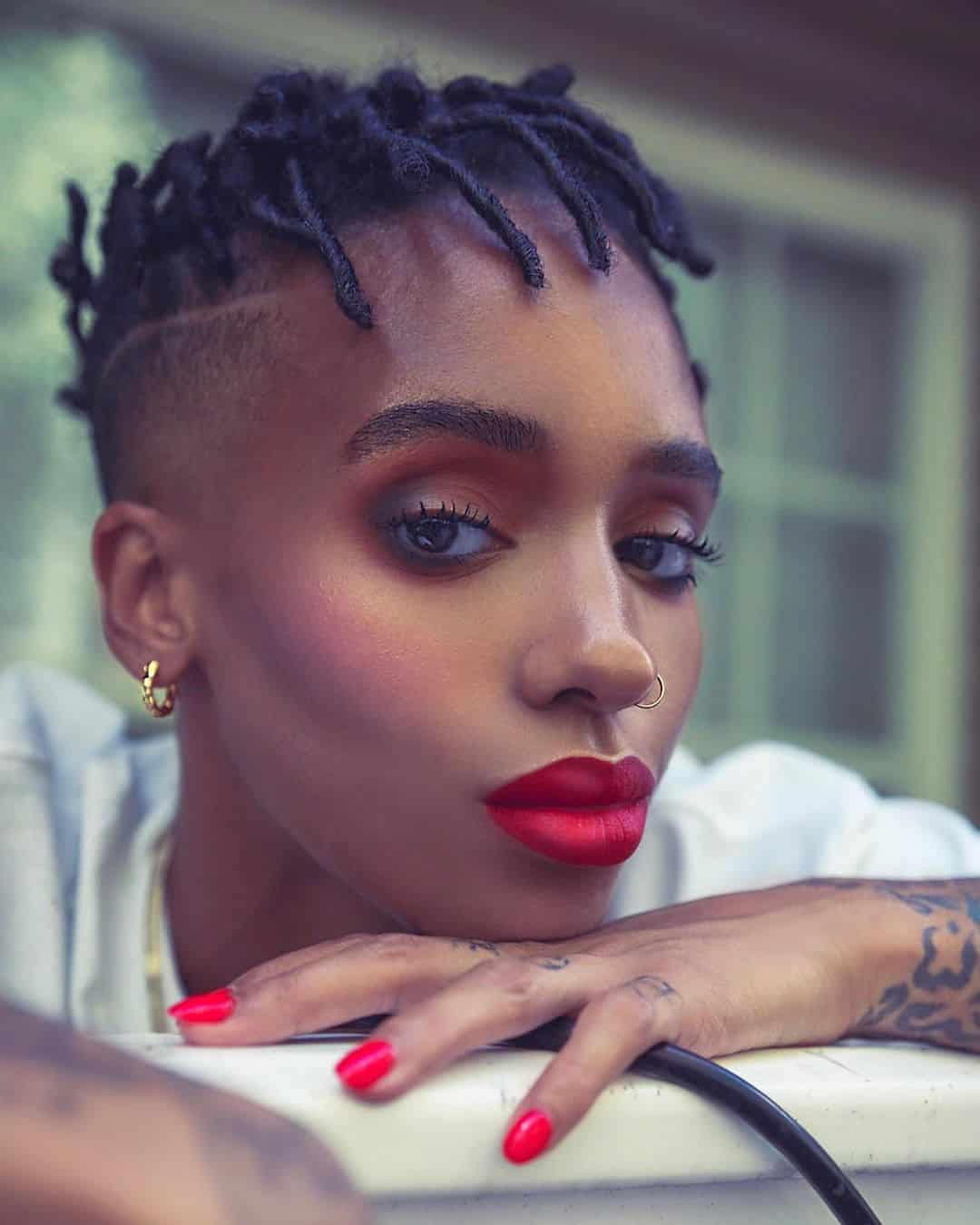 16 Short Faux Locs That Are Straight Lewk