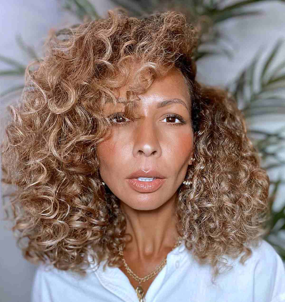 22 Age-Defying Hairstyles for Black Women Over 40 in 2025