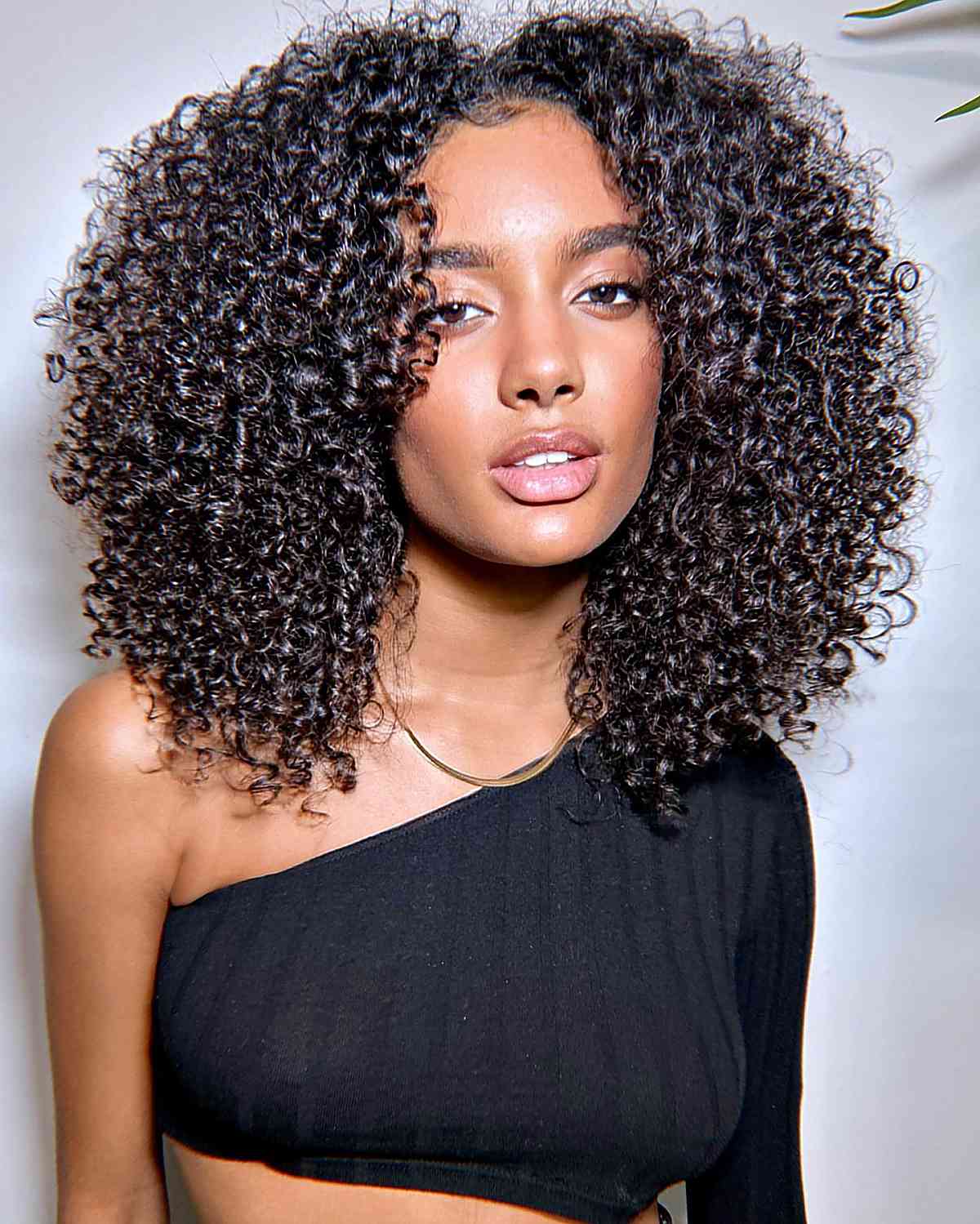 43 Best Medium-Length Hairstyles for Natural Hair (Black Women)