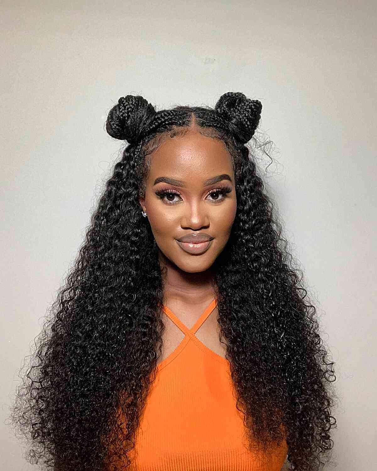 30 Hottest Knotless Box Braids Hairstyles Women of Color Are Getting in 2025