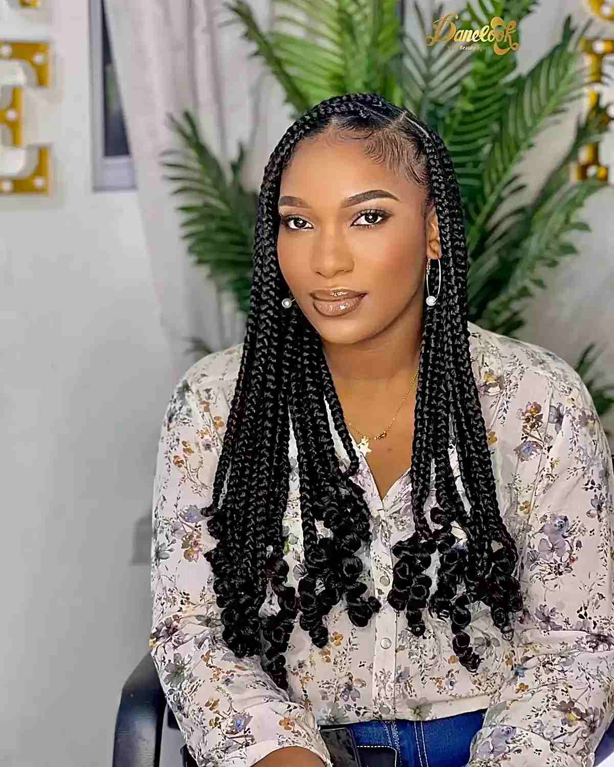 30 Hottest Knotless Box Braids Hairstyles Women of Color Are Getting in 2025