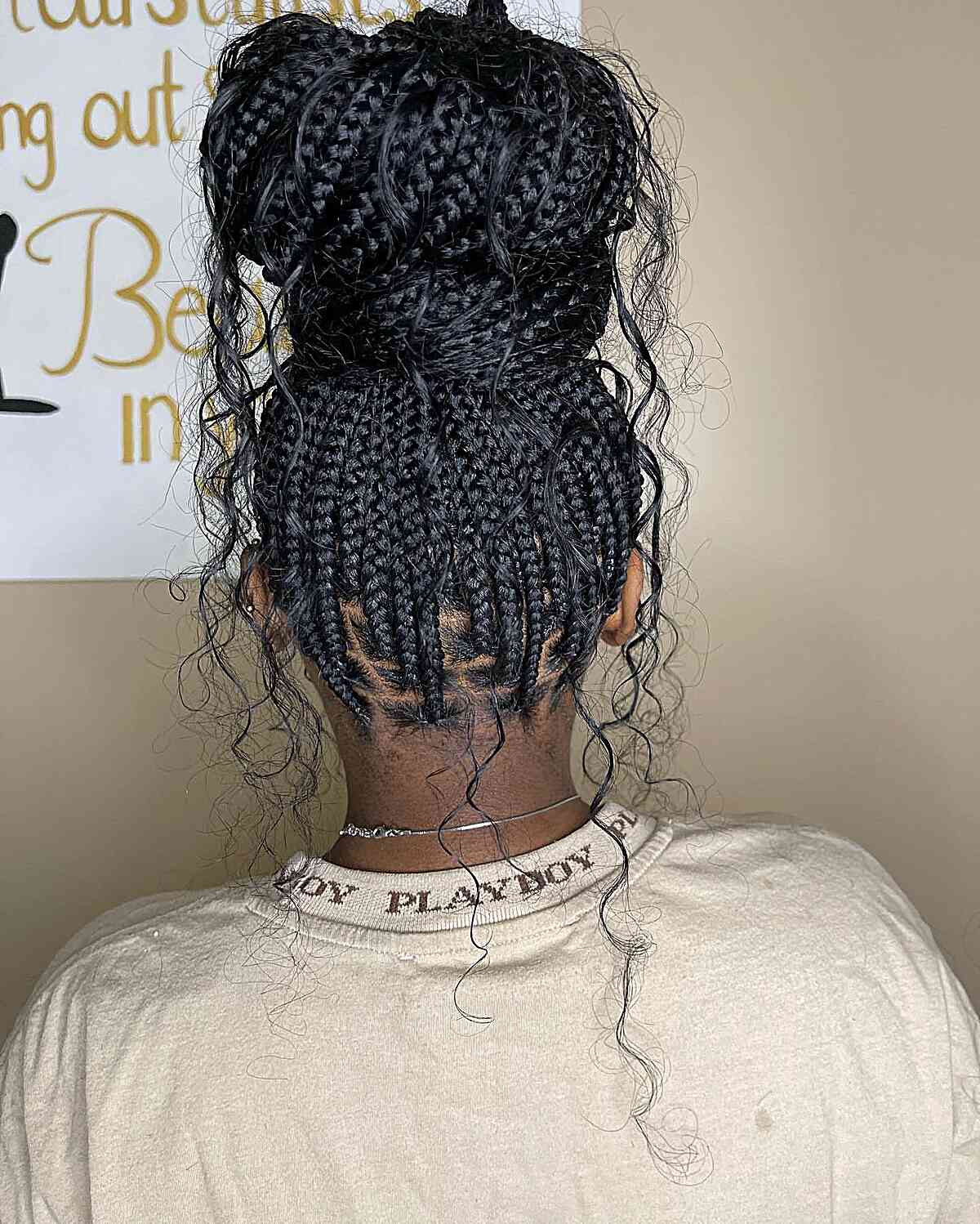 30 Hottest Knotless Box Braids Hairstyles Women of Color Are Getting in 2025