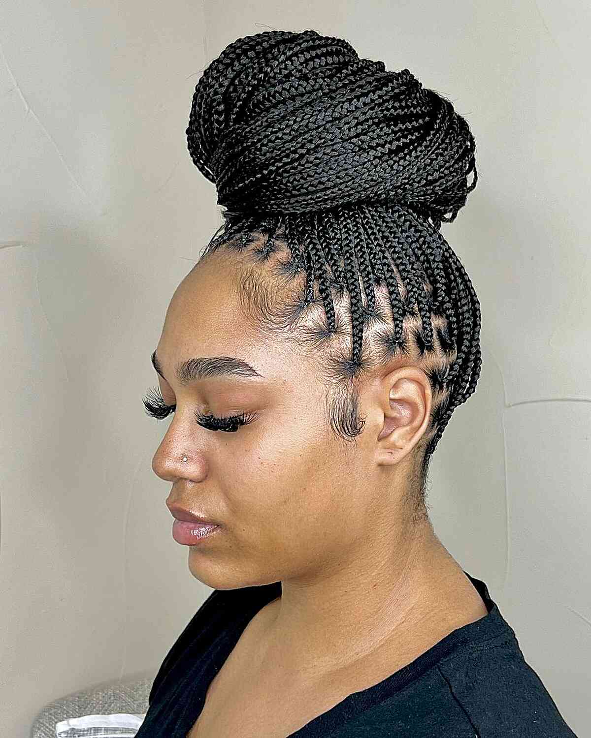 30 Hottest Knotless Box Braids Hairstyles Women of Color Are Getting in 2025