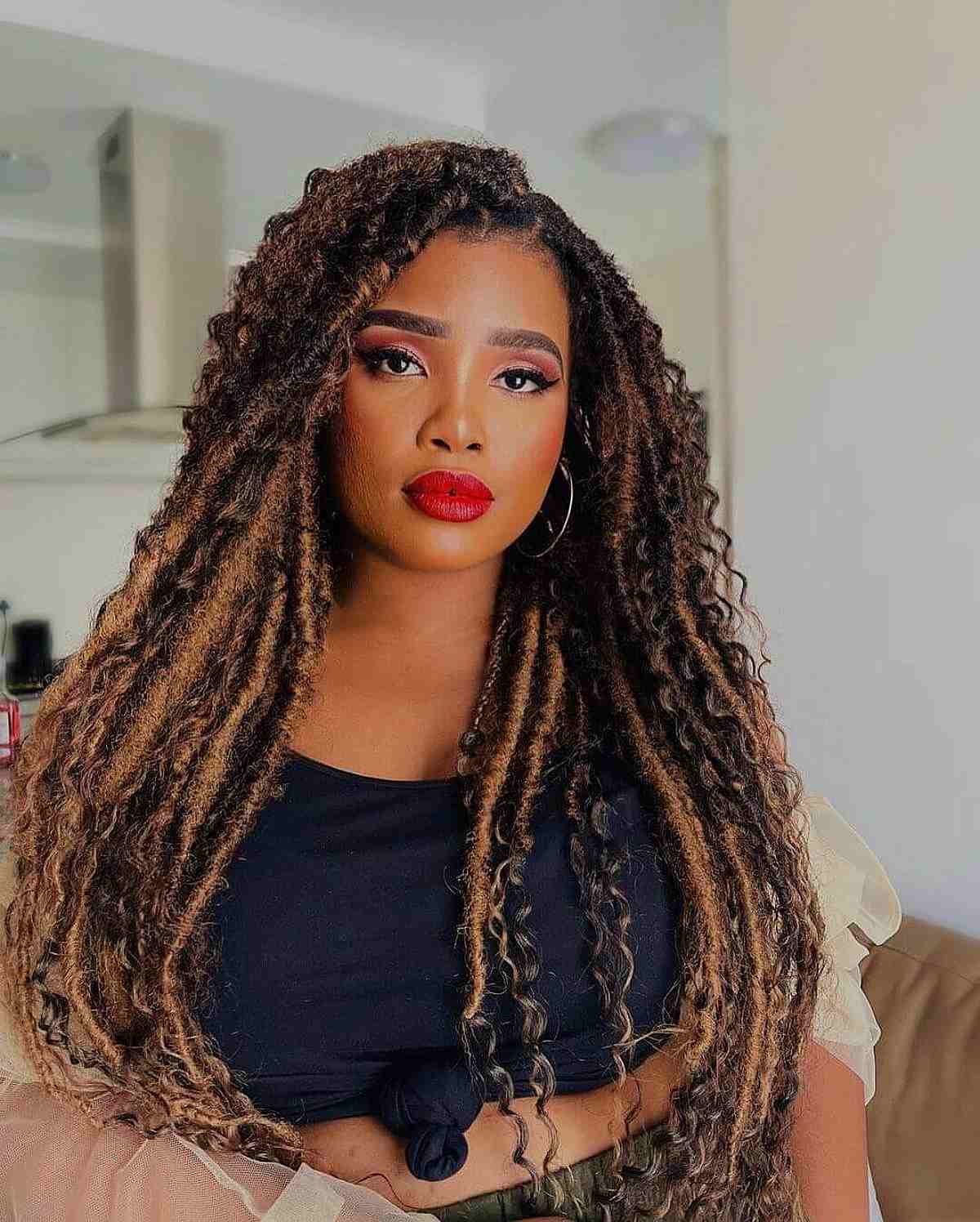 36 Hottest Faux Locs Styles in 2025 Anyone Can Do