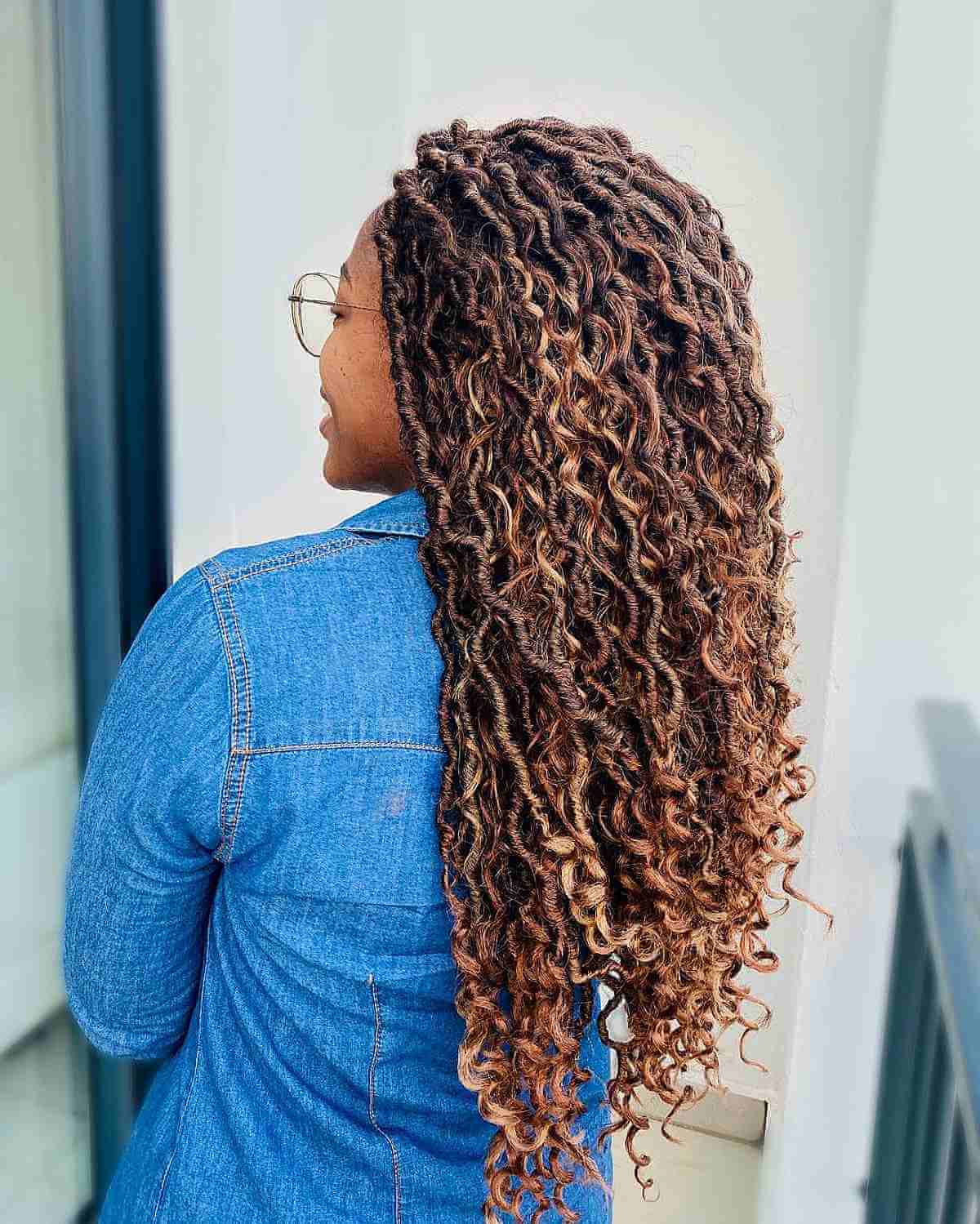36 Hottest Faux Locs Styles in 2025 Anyone Can Do