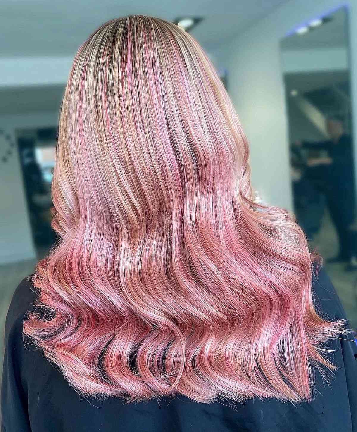 29 Best Light Pink Hair Color Ideas (Pictures for 2025)
