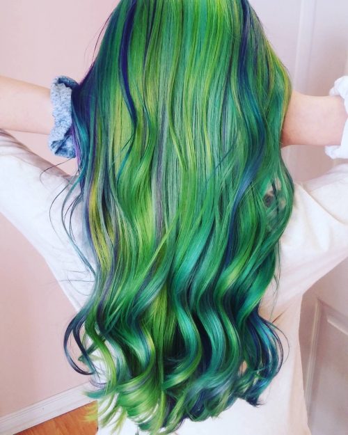 35 Incredible Examples of Blue and Purple Hair in 2025