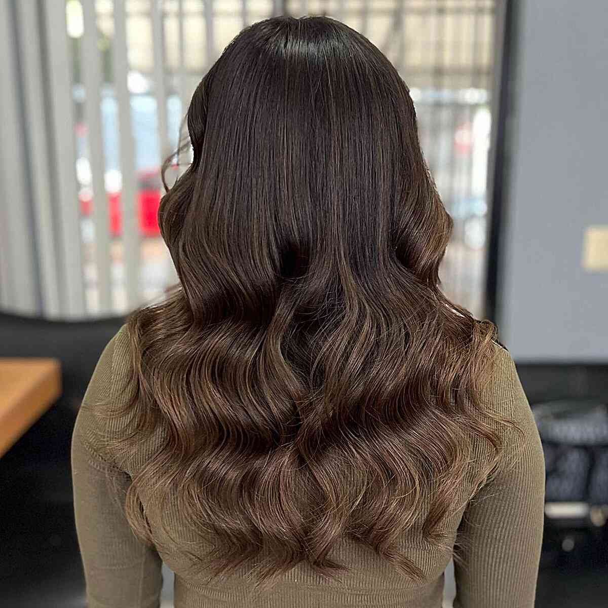 25 Stunning Chocolate Brown Balayage Ideas