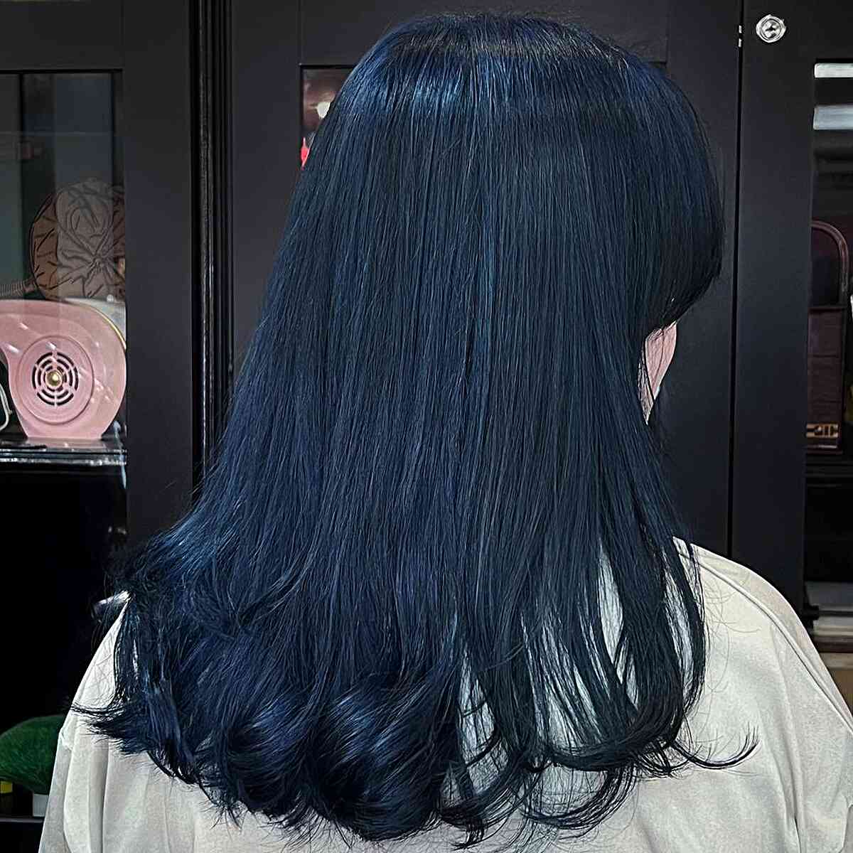 Dark Blue Hair – How to Get This Darker Hair Color in 2025