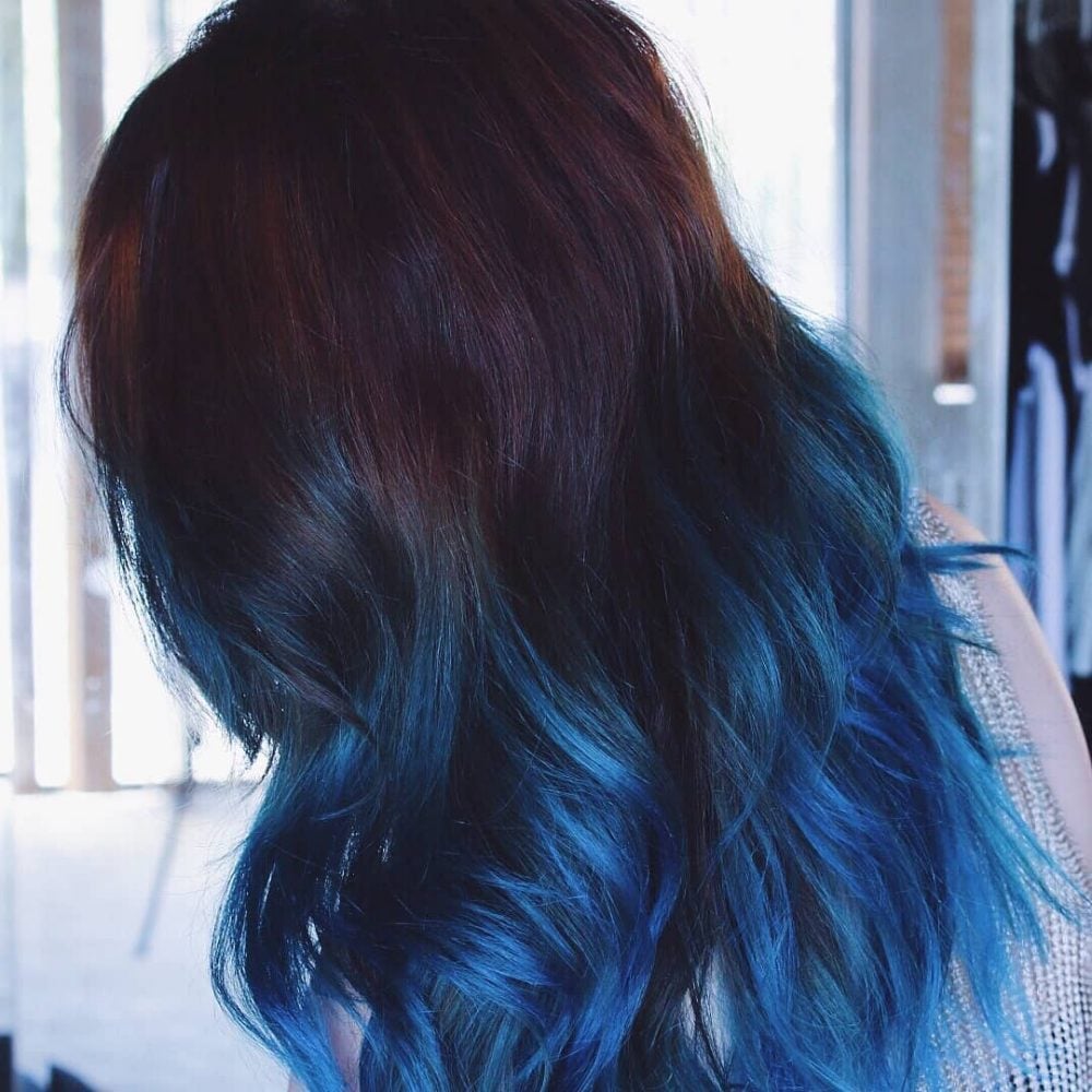 Dark Blue Hair – How to Get This Darker Hair Color in 2025