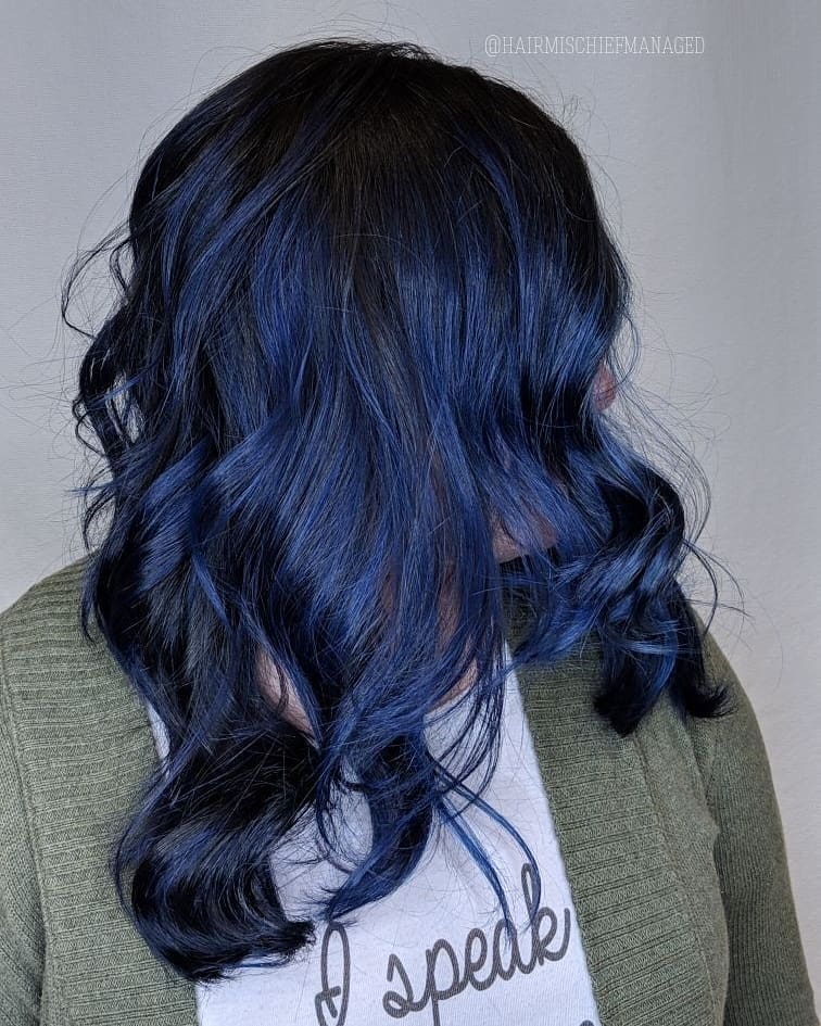 Dark Blue Hair – How to Get This Darker Hair Color in 2025