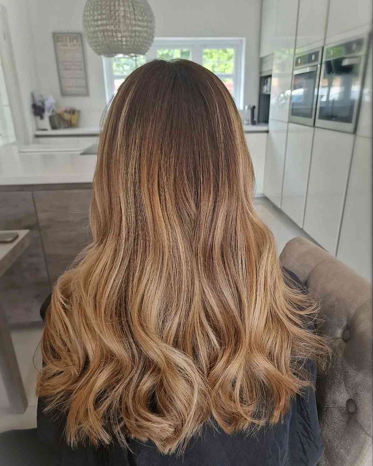 23 Sweetest Honey Blonde Balayage Hair Color Ideas