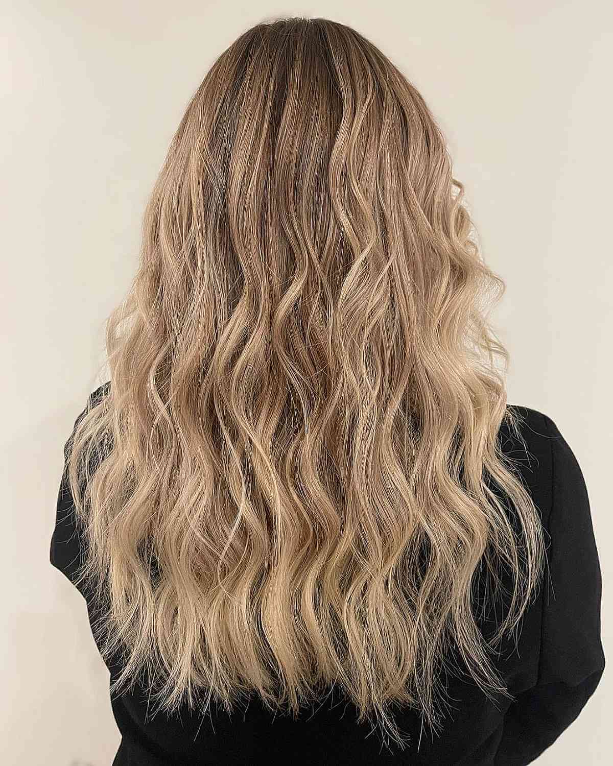 23 Sweetest Honey Blonde Balayage Hair Color Ideas