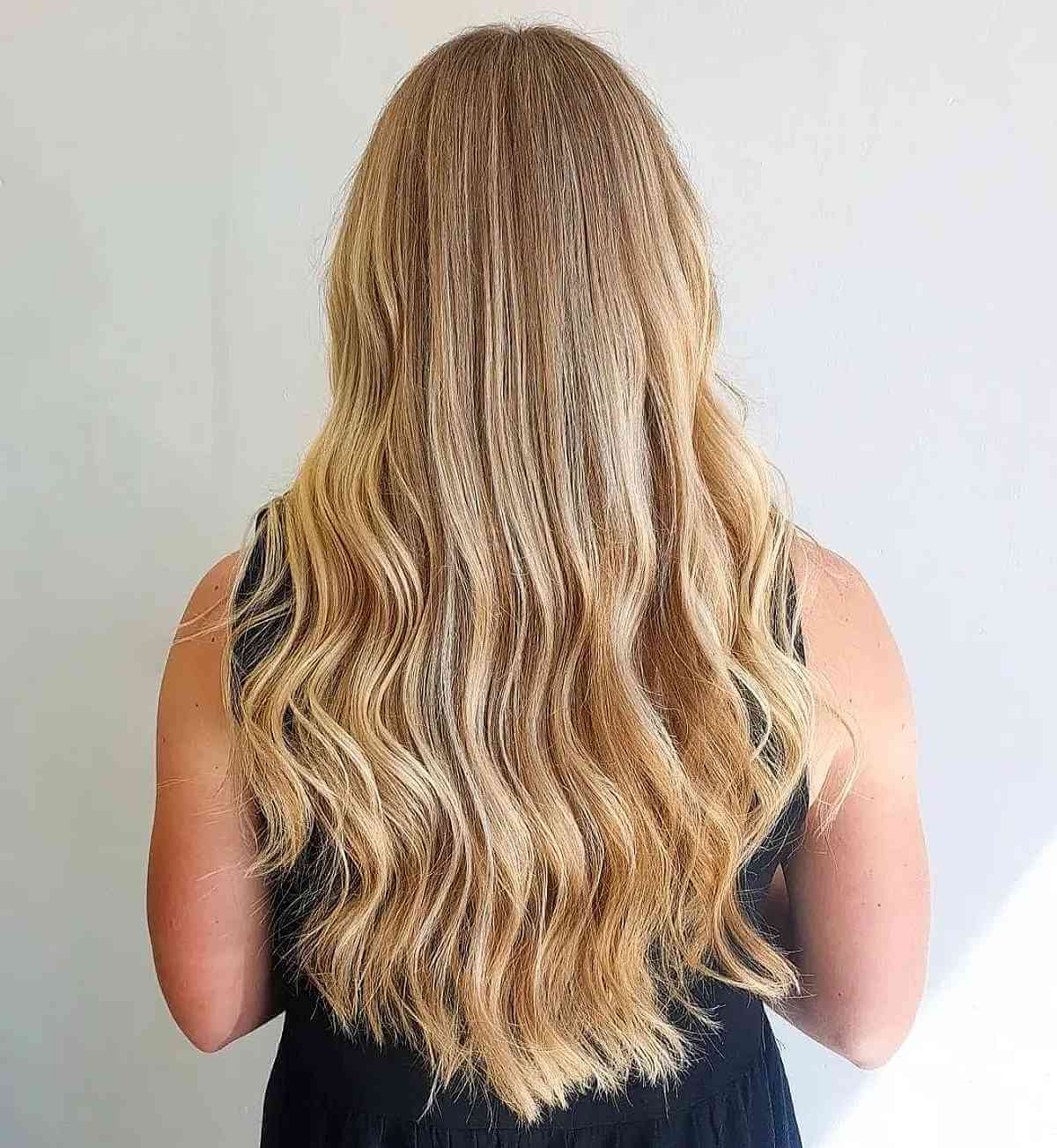 23 Sweetest Honey Blonde Balayage Hair Color Ideas