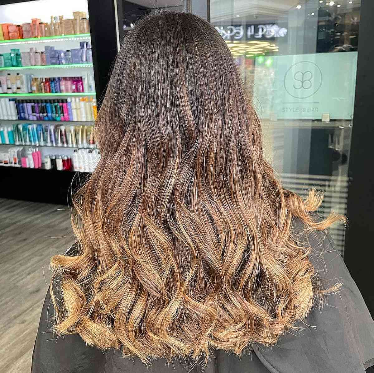 23 Sweetest Honey Blonde Balayage Hair Color Ideas