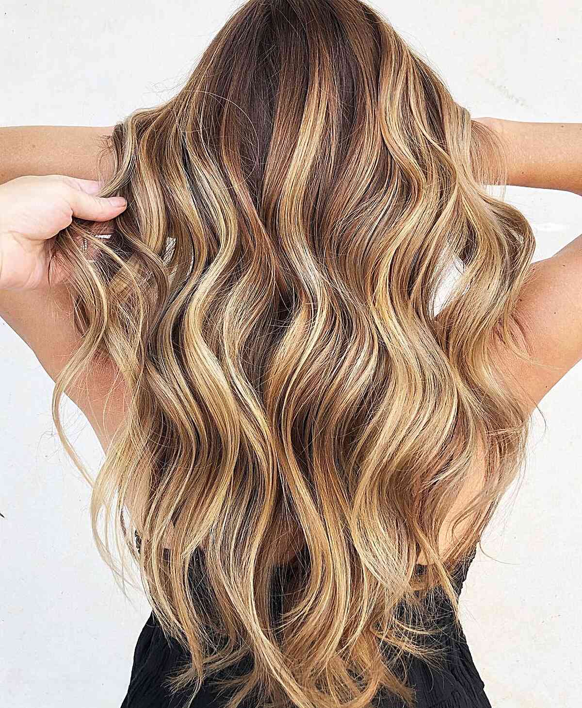 48 Bronde Hair Colors That’ll Make Your Eyes Pop & Skin Glow