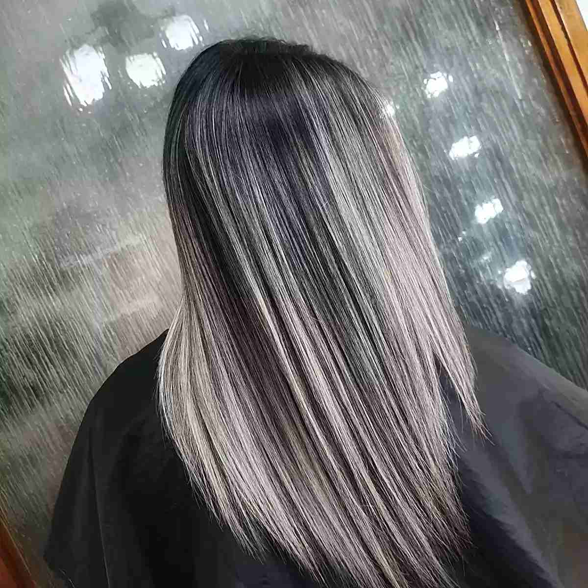 31 Stunning Grey Balayage Hair Color Ideas for Women of All Ages