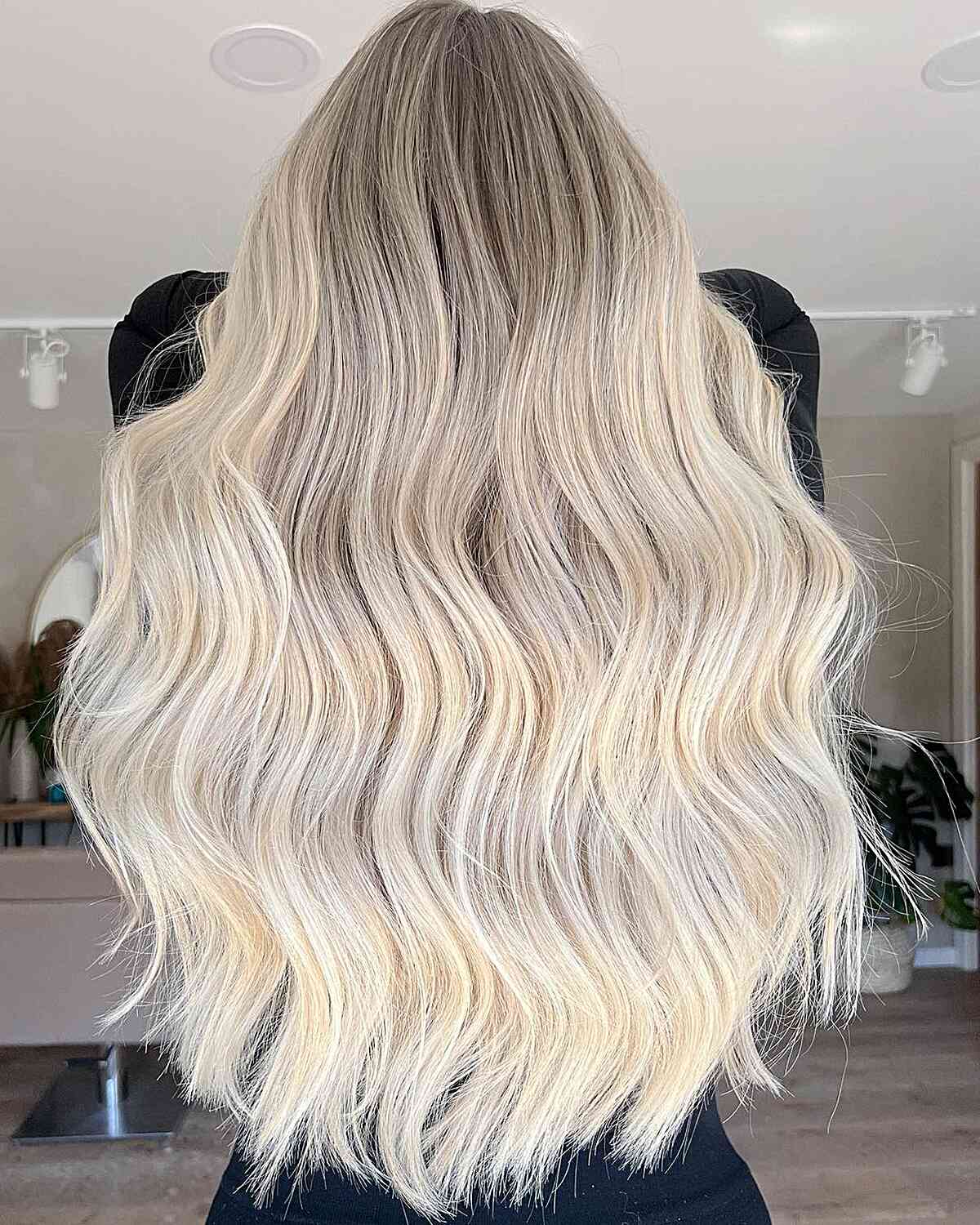 56 Examples That Prove White Blonde Hair Is In for 2025