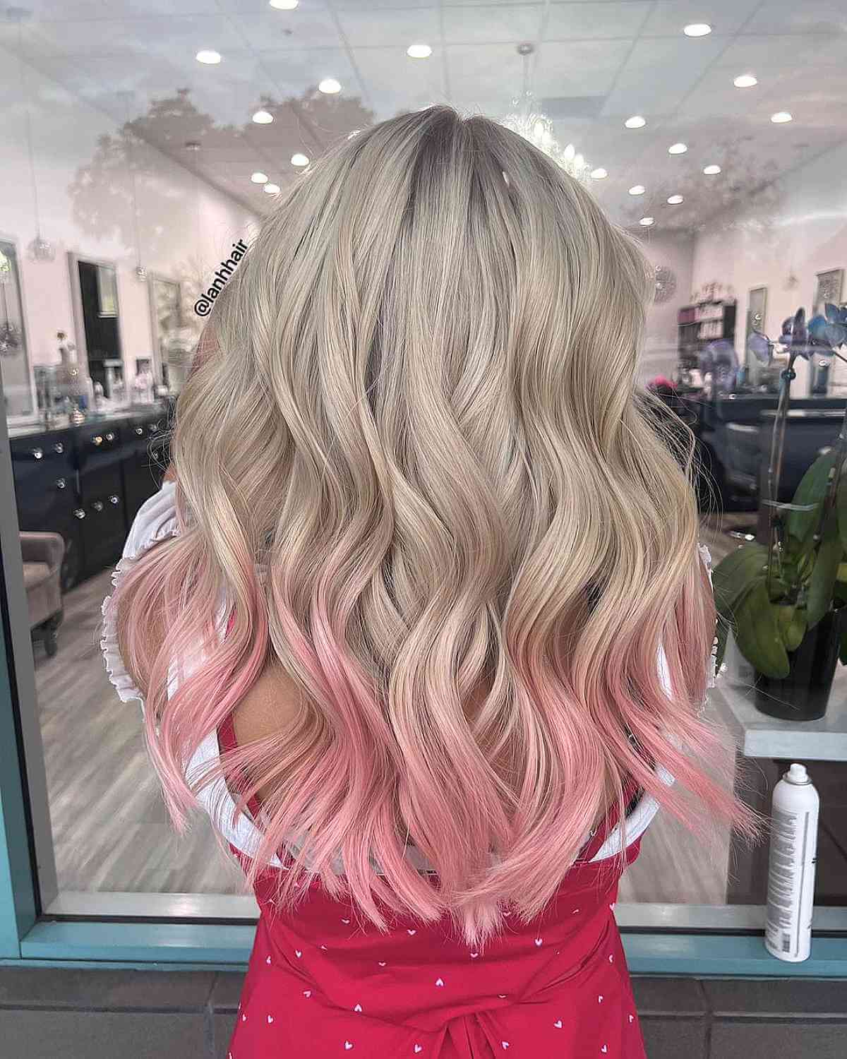 56 Examples That Prove White Blonde Hair Is In for 2025