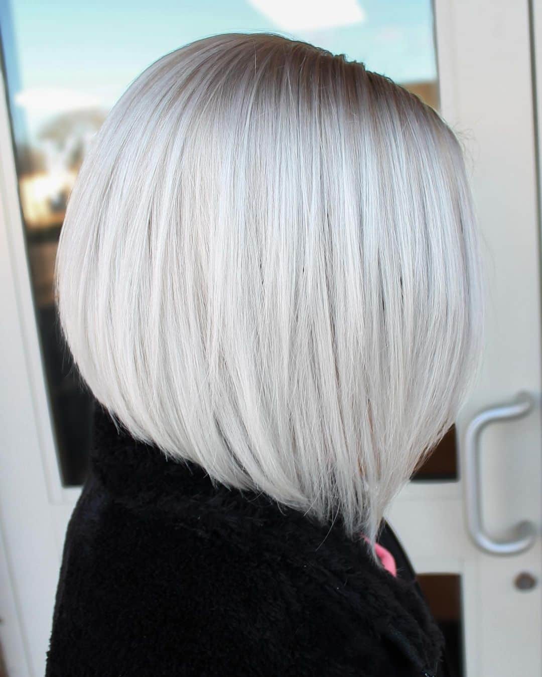 56 Examples That Prove White Blonde Hair Is In for 2025