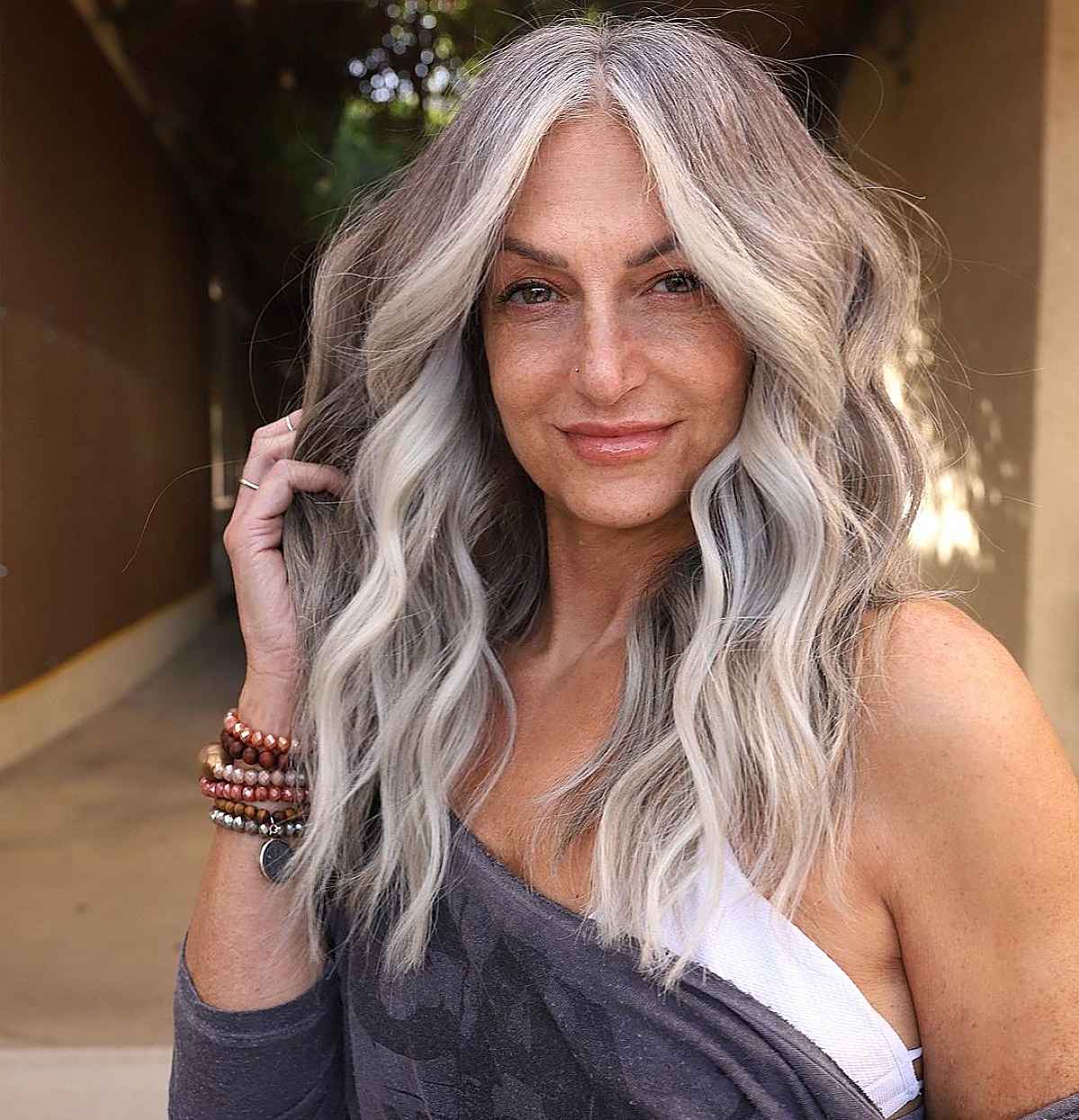 56 Examples That Prove White Blonde Hair Is In for 2025