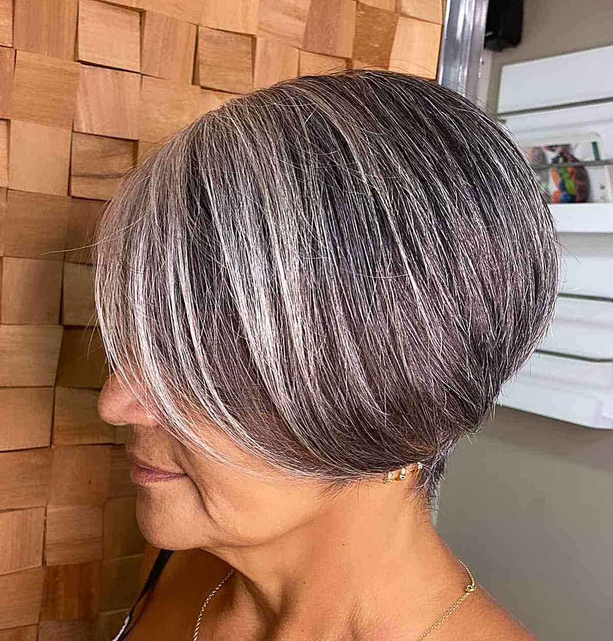 34 Fresh Hair Colors for Women Over 50 to Look Younger
