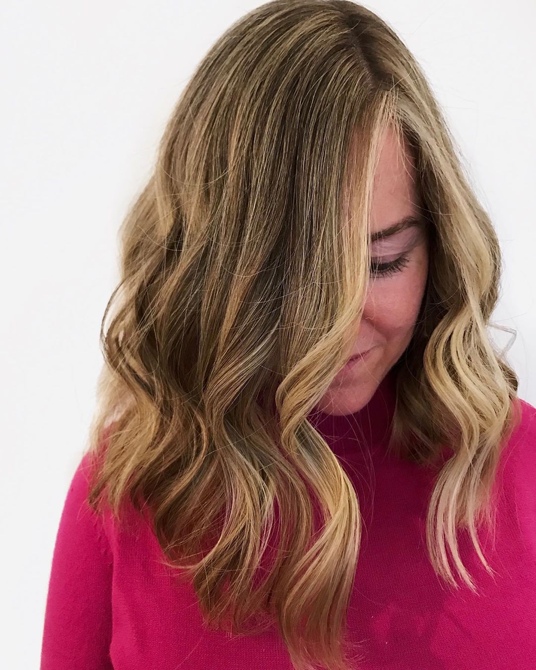 34 Fresh Hair Colors for Women Over 50 to Look Younger