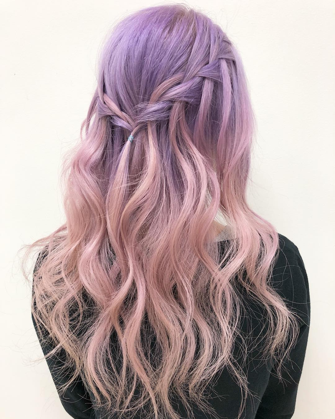 30 Prettiest Lilac Hair Color Ideas for All Women in 2025
