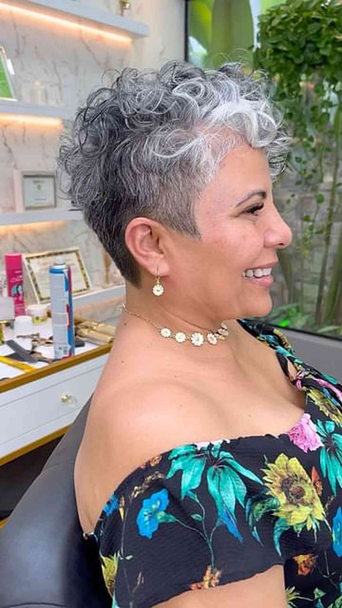29 Trendiest Salt and Pepper Hair Color Ideas for Women