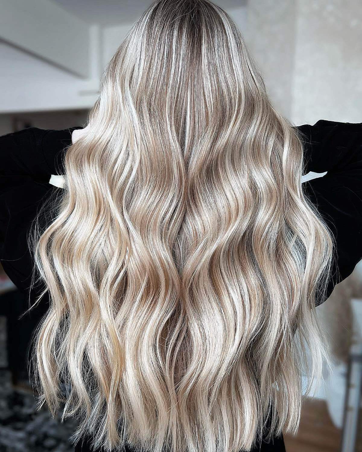 31 Best Champagne Blonde Hair Color Ideas for Every Skin Tone